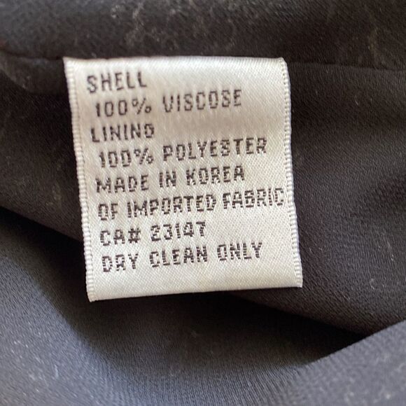 Talbots long sleeve tie-neck novelty print blouse size M - Picture 7 of 10